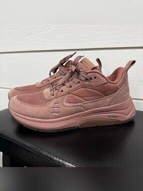 MUNICIPAL Sport Utility M.Float Mauve Sneakers Women’s 9/9.5